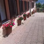 Le Rose Sul Apartament Pescate