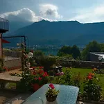 Le Rose Sul Appartement Pescate