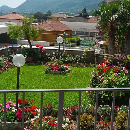 Le Rose Sul Apartman Pescate