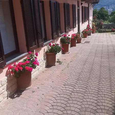 Le Rose Sul Apartment Pescate