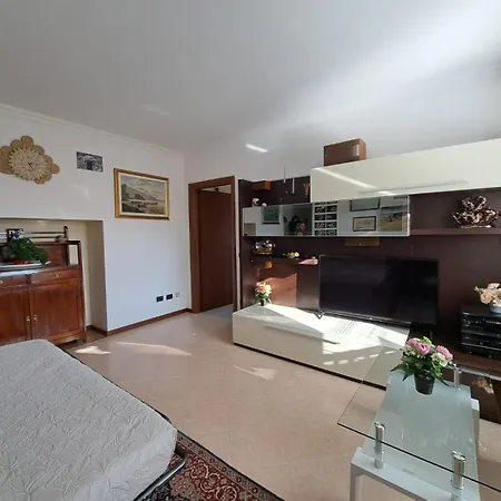Le Rose Sul Apartment *