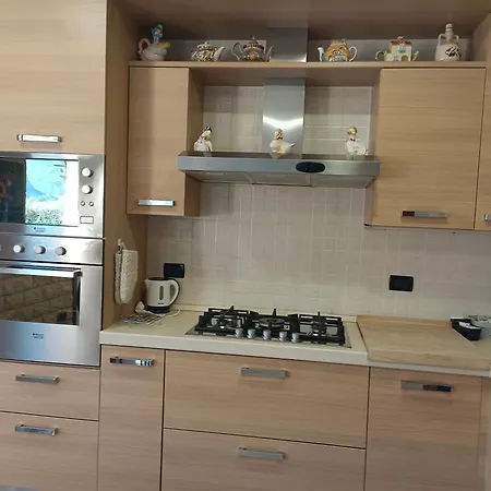 Le Rose Sul Appartement Pescate